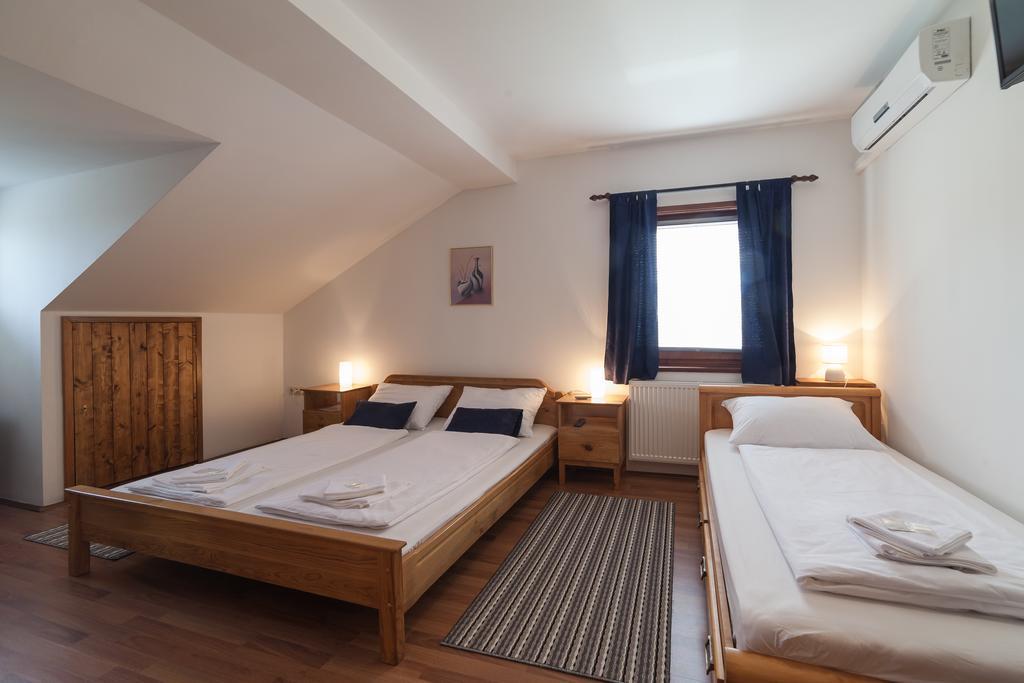 Breza Guesthouse Слуни Екстериор снимка