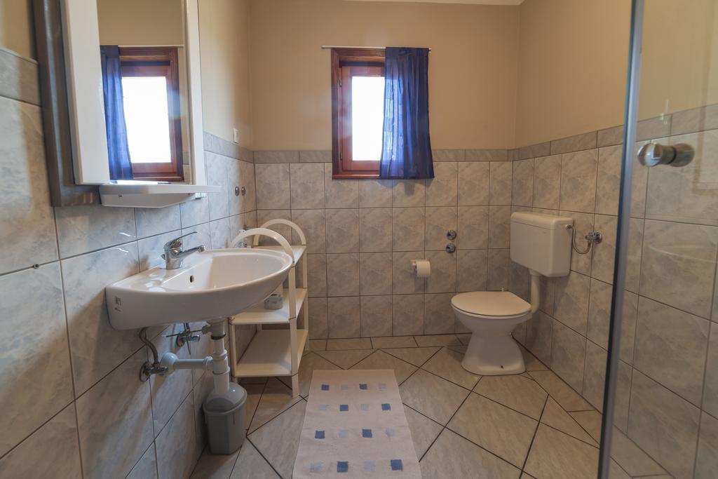 Breza Guesthouse Слуни Екстериор снимка