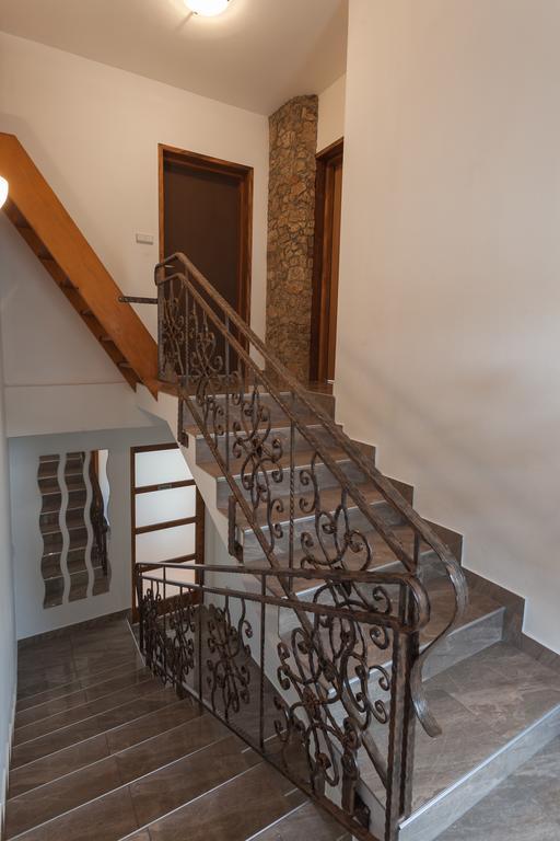Breza Guesthouse Слуни Екстериор снимка