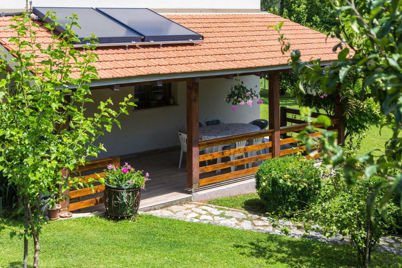 Breza Guesthouse Слуни Екстериор снимка