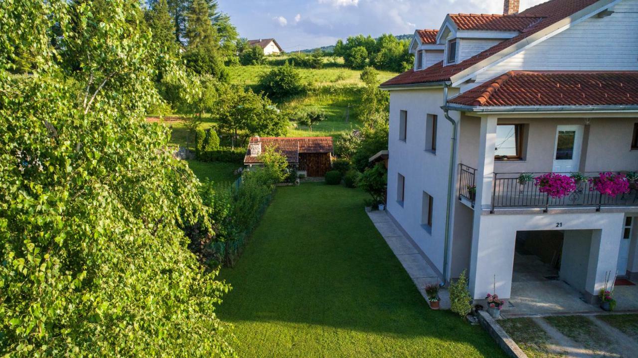 Breza Guesthouse Слуни Екстериор снимка
